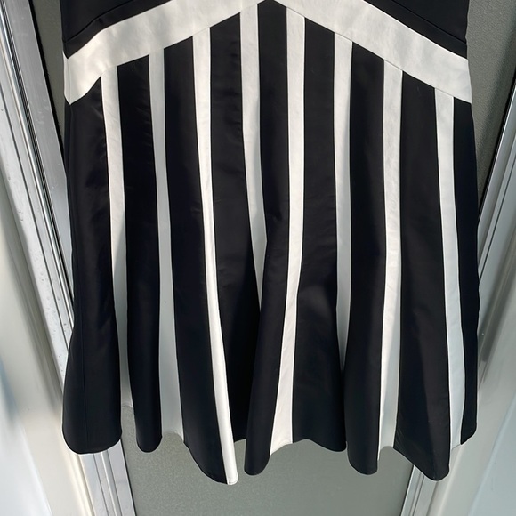 Karen Millen black and white dress - Picture 5 of 14